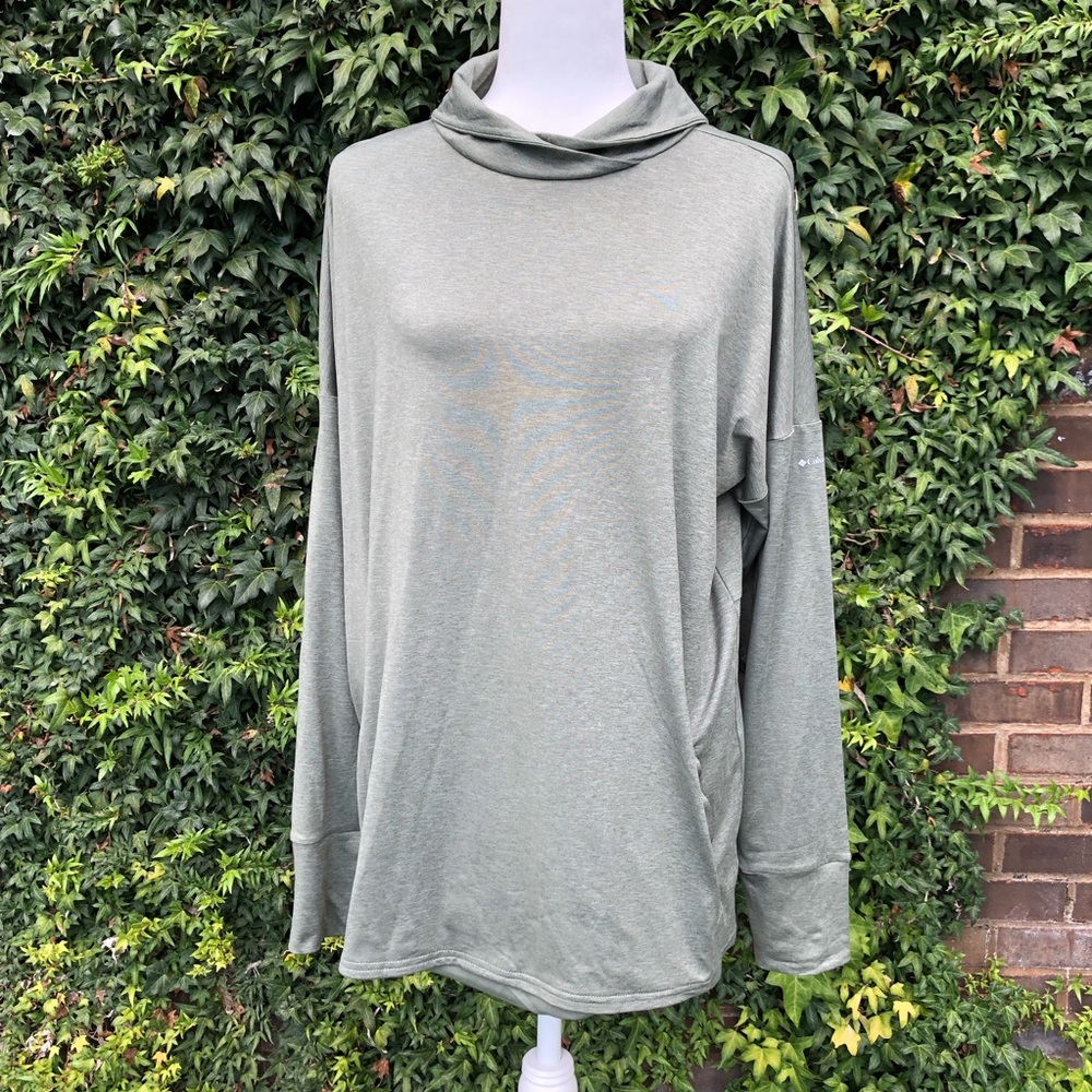 COLUMBIA OLIVE GREEN WICKING TOP XL